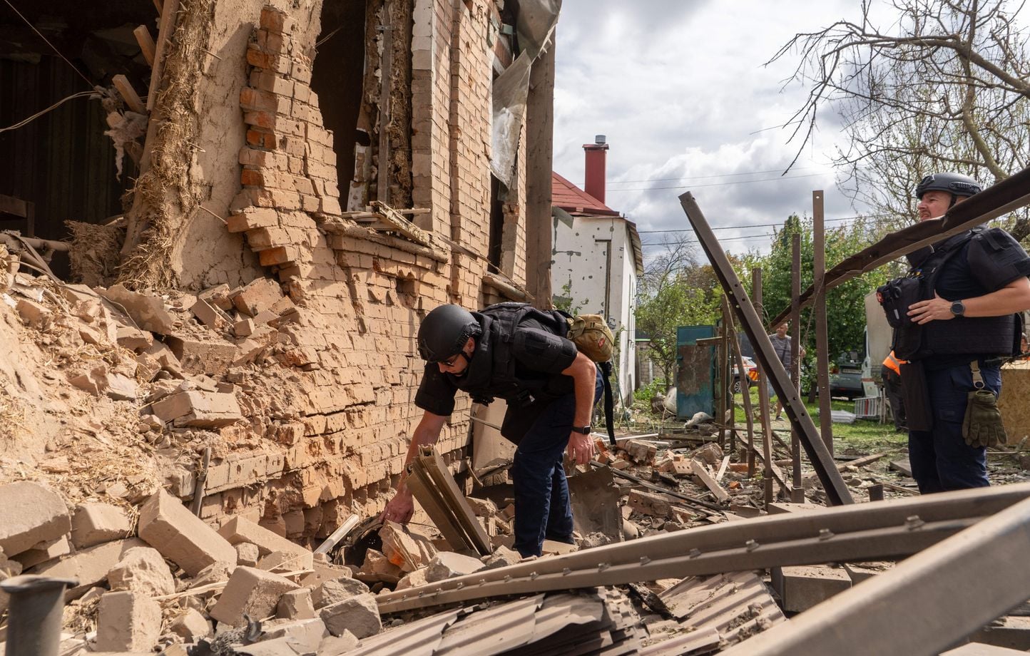 Diez muertos en zonas ocupadas y en un pueblo fronterizo ruso tras nuevos ataques Diez muertos en zonas ocupadas y en un pueblo fronterizo ruso tras nuevos ataques